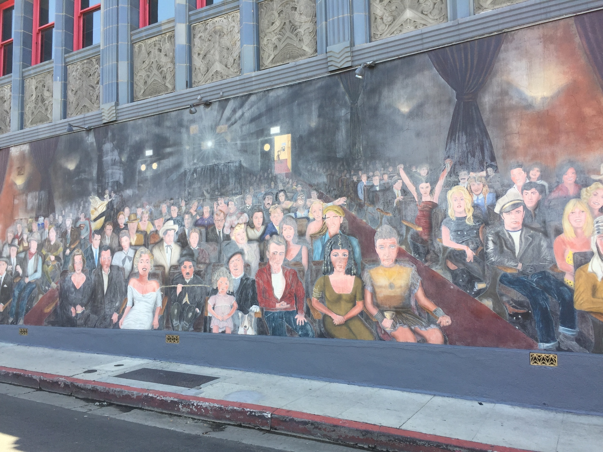 ロサンゼルスでよく見るウオールアート オシャレな壁画 2 家族でアメリカ ロサンゼルス滞在記